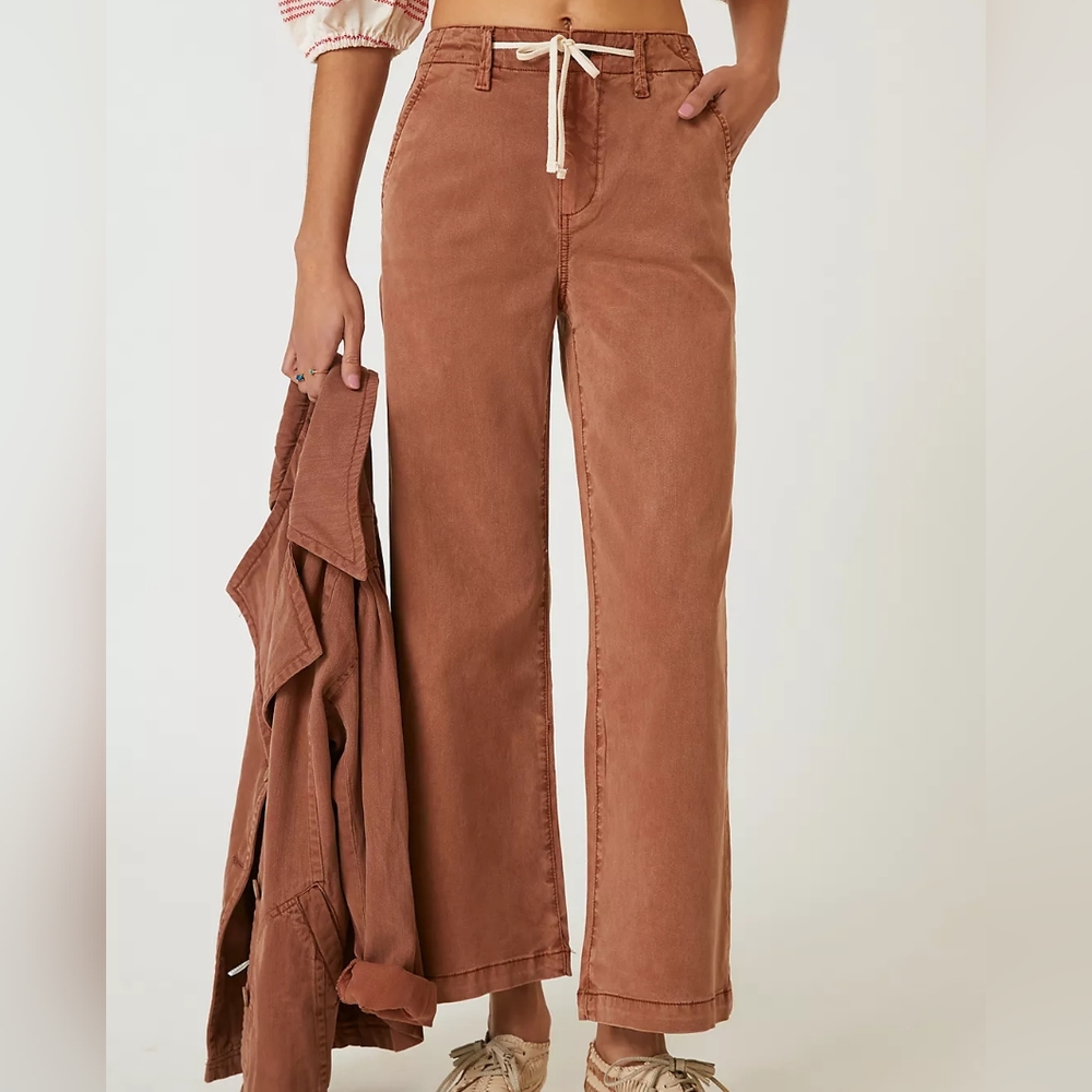PAIGE Carly High-Rise Wide-Leg Crop Jeans in Terra Cotta